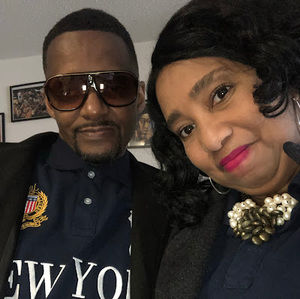 Meet your Posher, Valerie